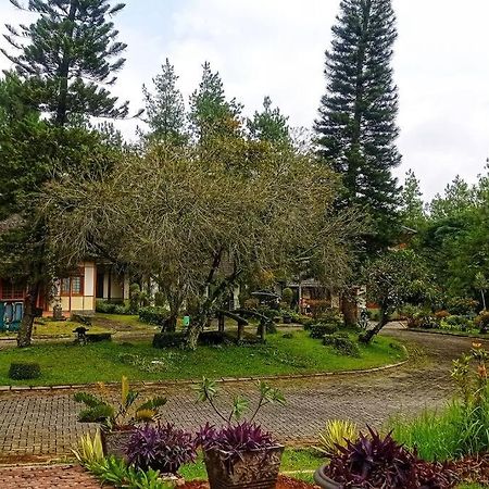 Designer Villa Tokyo Cianjur Bagian luar foto
