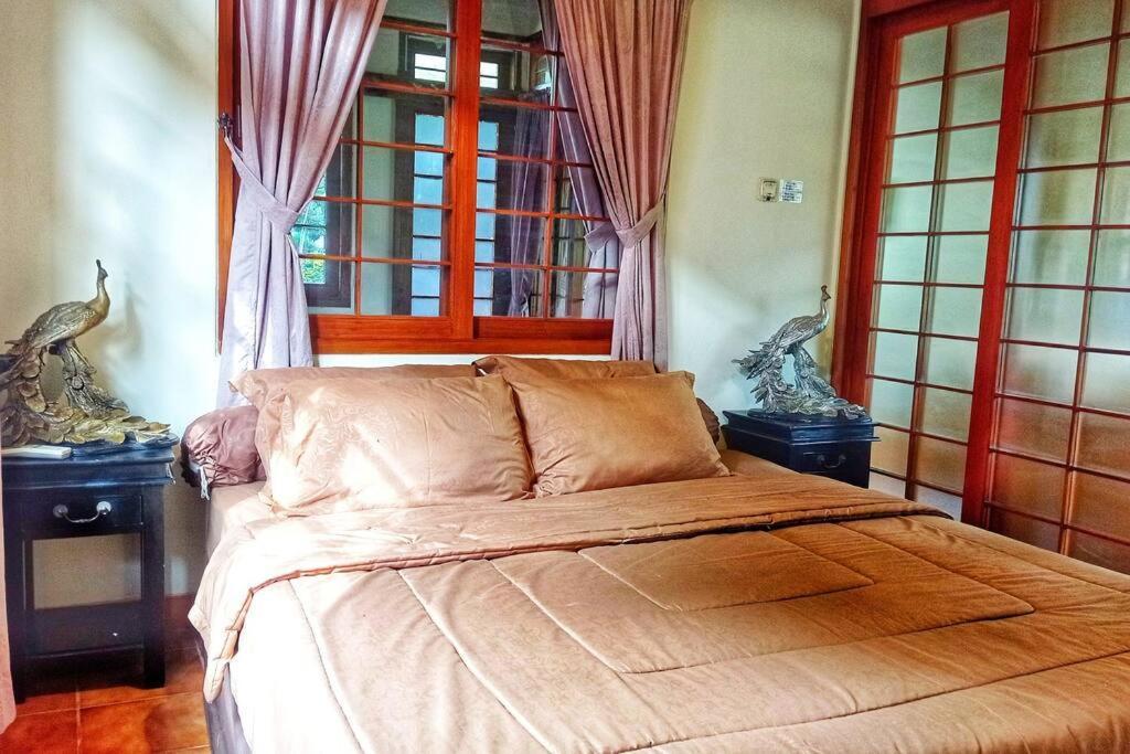 Designer Villa Tokyo Cianjur Bagian luar foto