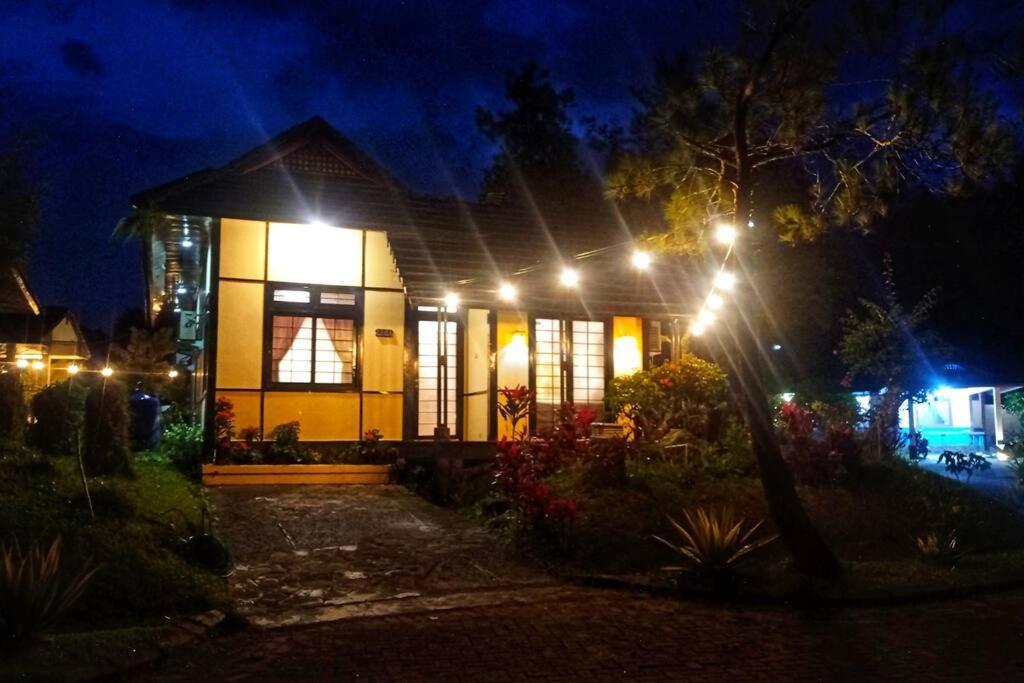 Designer Villa Tokyo Cianjur Bagian luar foto