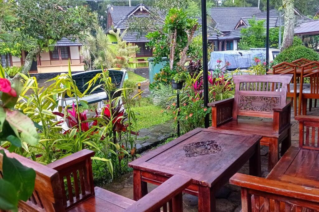 Designer Villa Tokyo Cianjur Bagian luar foto
